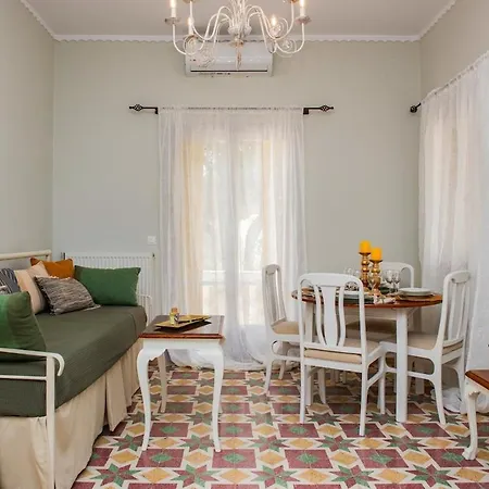 Giannis Papoutsis Villa *