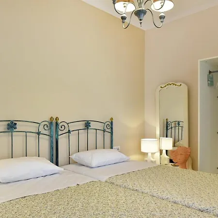 Giannis Papoutsis Villa *