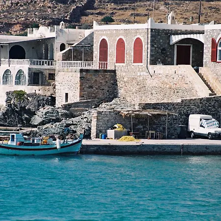 Giannis Papoutsis Villa